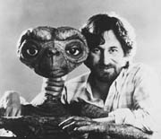 Steven Spielberg (rechts)